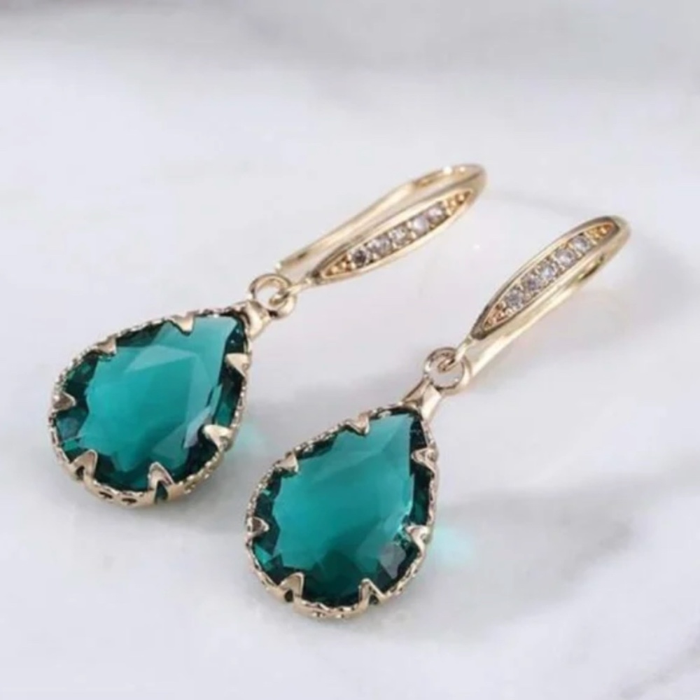 💍 FREE Baguette Tear Drop Rain Hipster Chic Glam Elegant Party Classy Earrings